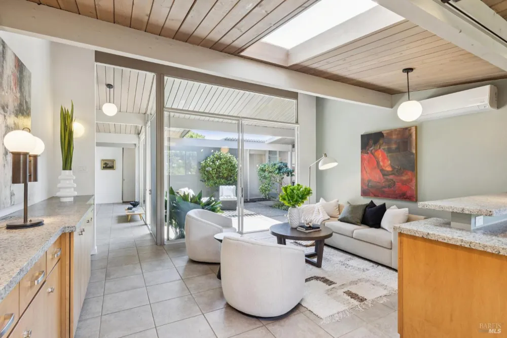 1162 Idylberry Road San Rafael, CA 94903