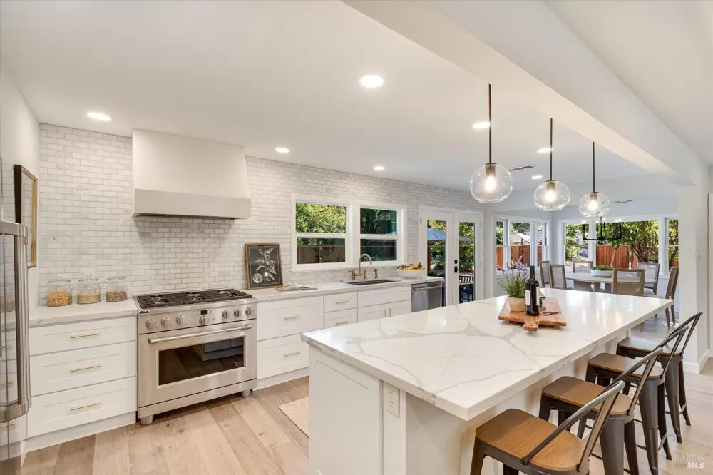 3750 Linda Vista Avenue Napa, CA 94558