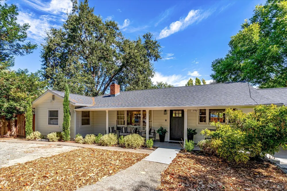 3750 Linda Vista Avenue Napa, CA 94558