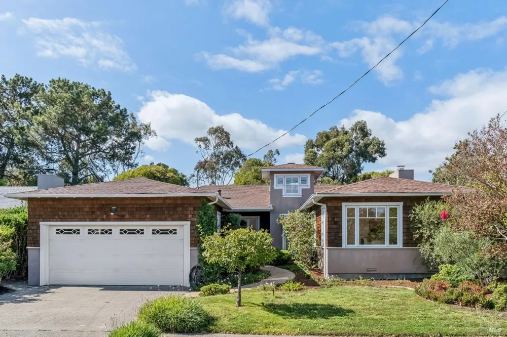 74 Mohawk Avenue Corte Madera, CA 94925
