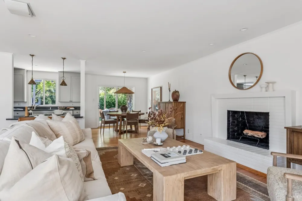 74 Mohawk Avenue Corte Madera, CA 94925