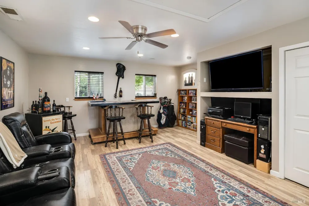2550 Indiana Street Napa, CA 94558