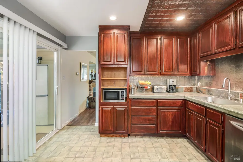 2550 Indiana Street Napa, CA 94558
