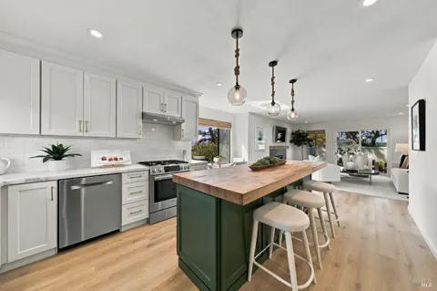 12 Bermuda Harbor Boulevard