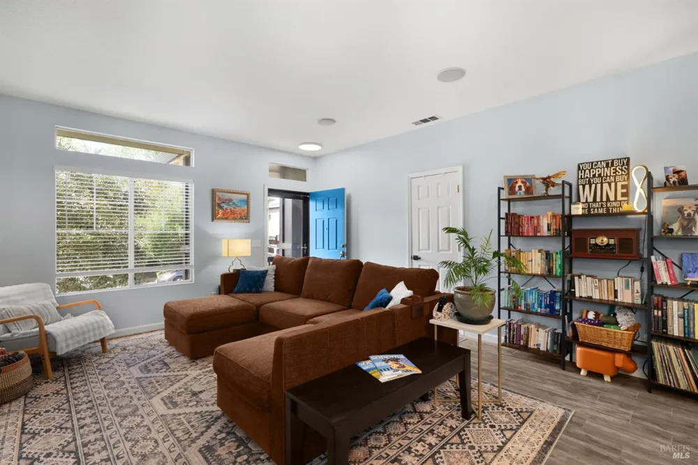 2452 Jadeite Way Santa Rosa, CA 95404