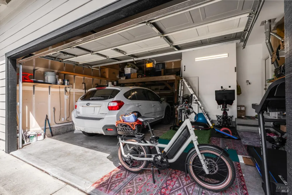 2452 Jadeite Way Santa Rosa, CA 95404