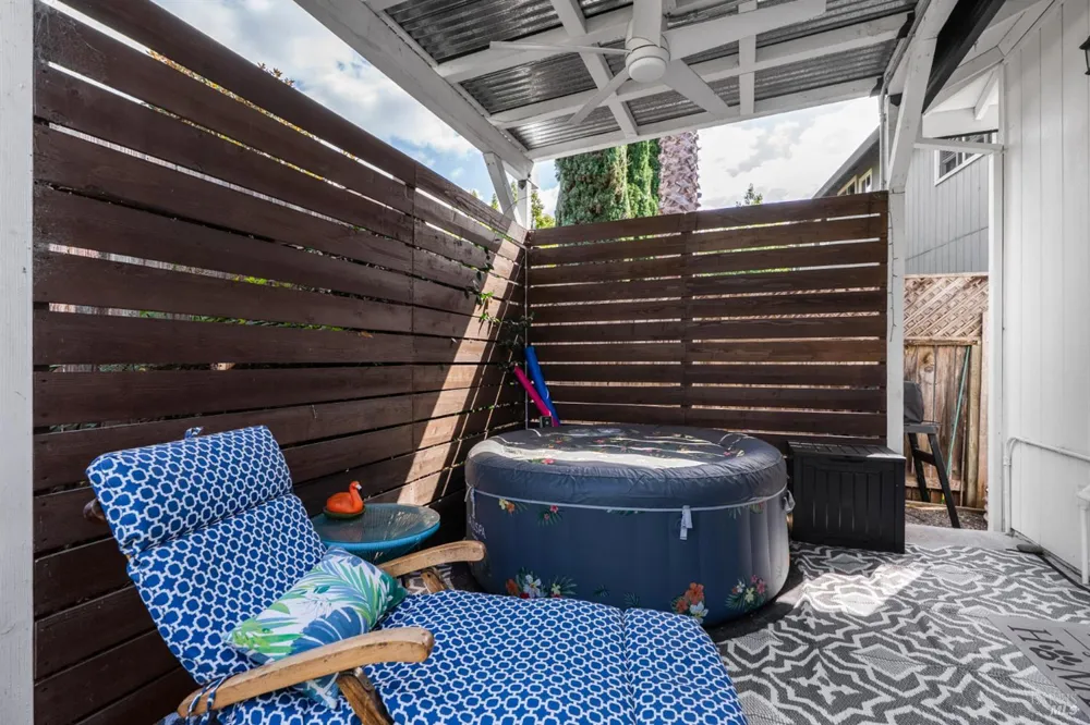 2452 Jadeite Way Santa Rosa, CA 95404