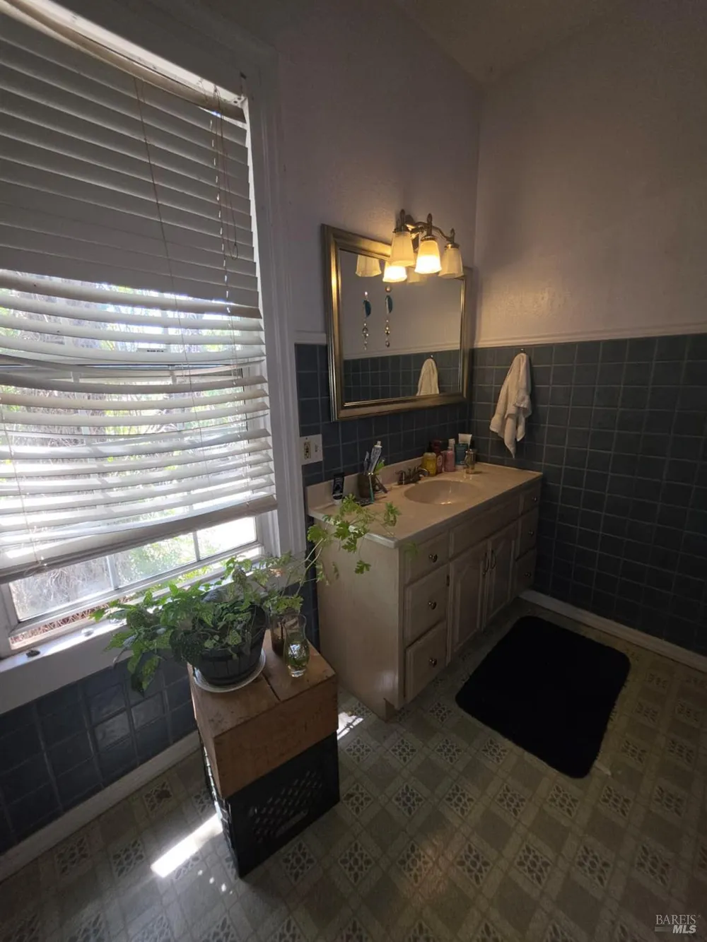 76150 Main Street Covelo, CA 95428