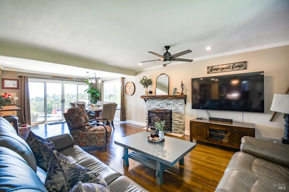 3832 Serenity Hills Road Vacaville, CA 95688