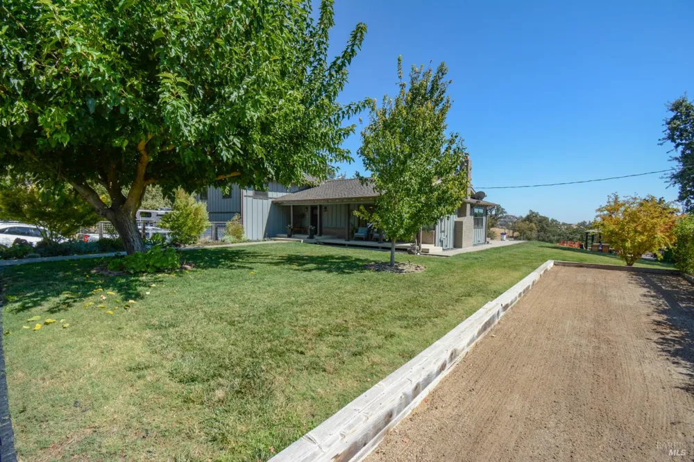 3832 Serenity Hills Road Vacaville, CA 95688