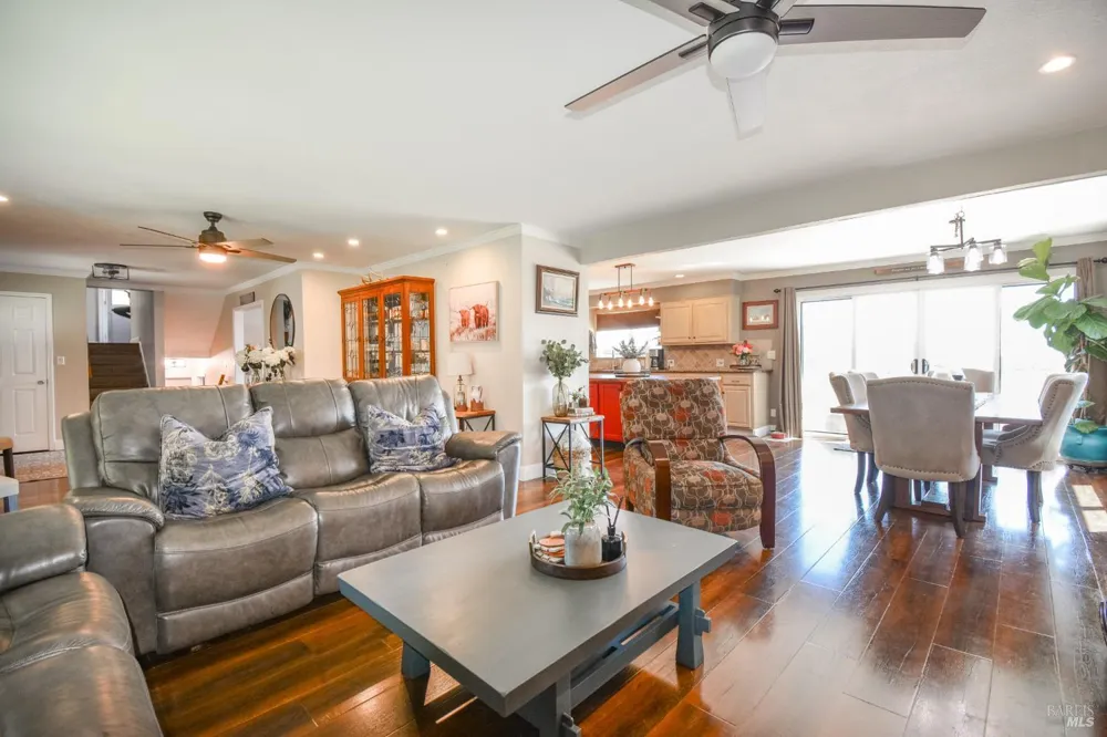 3832 Serenity Hills Road Vacaville, CA 95688