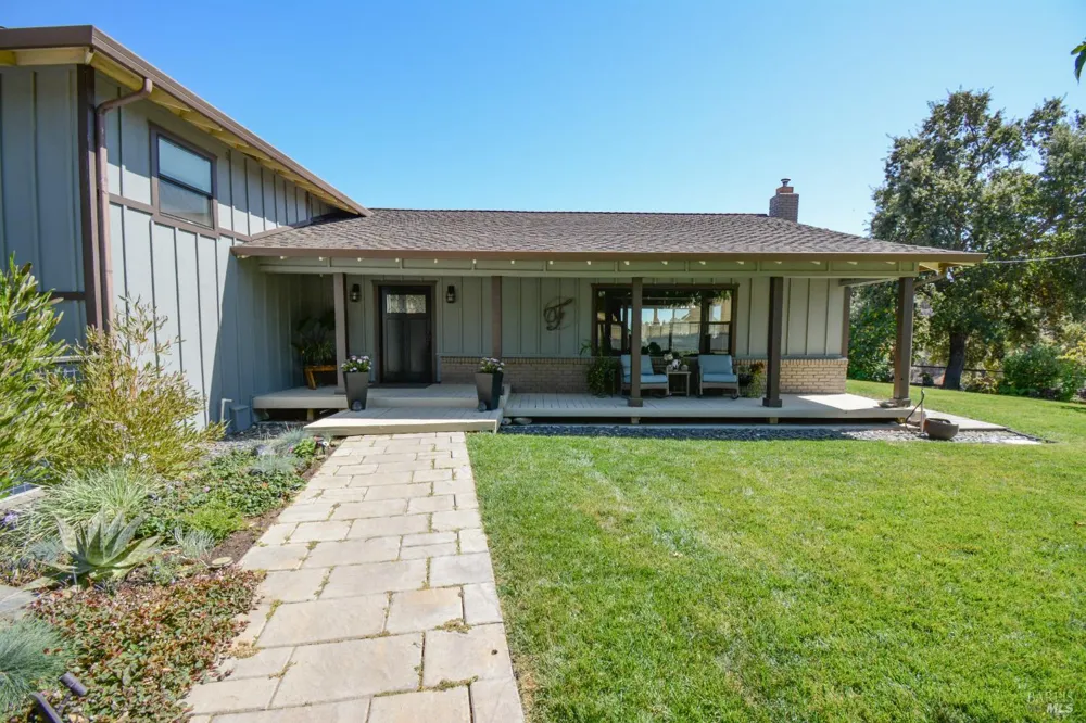 3832 Serenity Hills Road Vacaville, CA 95688