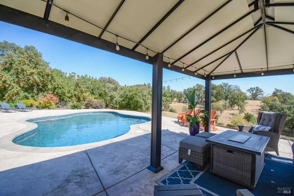3832 Serenity Hills Road Vacaville, CA 95688