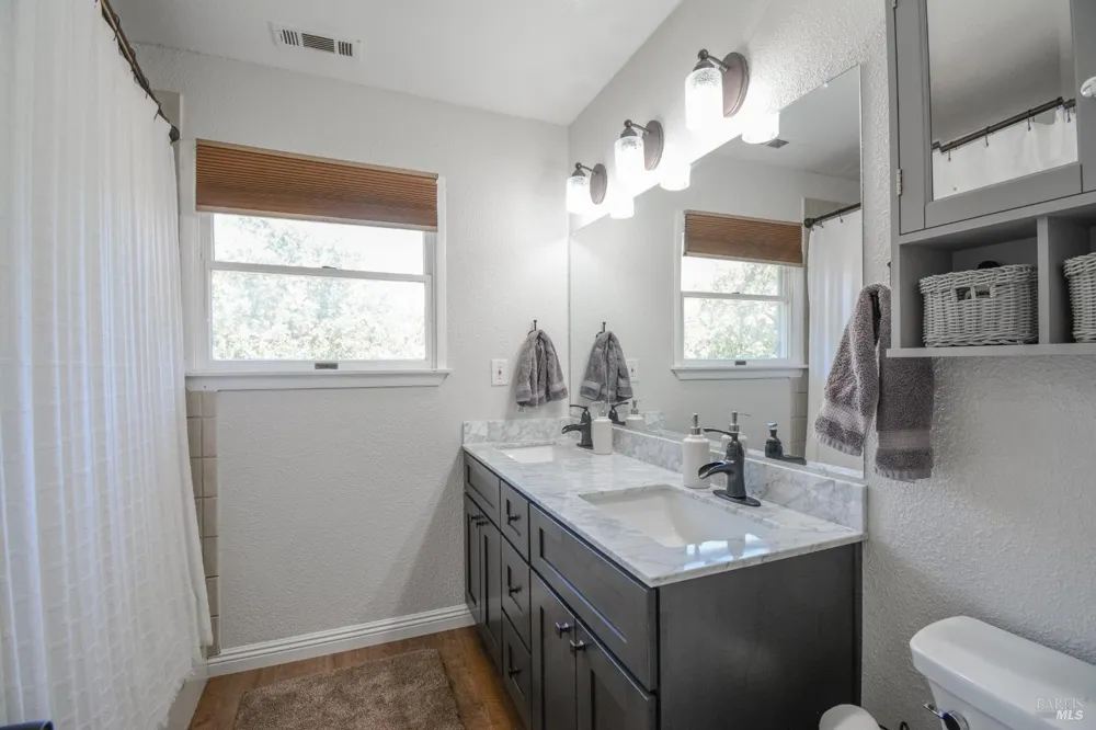 3832 Serenity Hills Road Vacaville, CA 95688