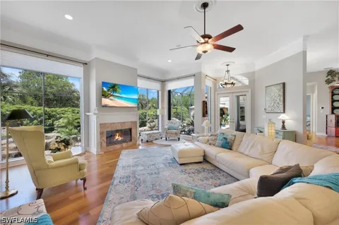 Riverbank Drive