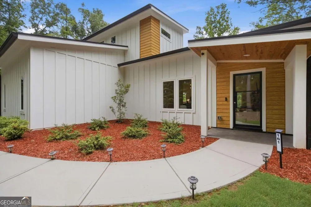 161 Hoot Owl LN Eatonton, GA 31024