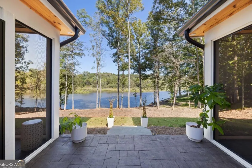 161 Hoot Owl LN Eatonton, GA 31024