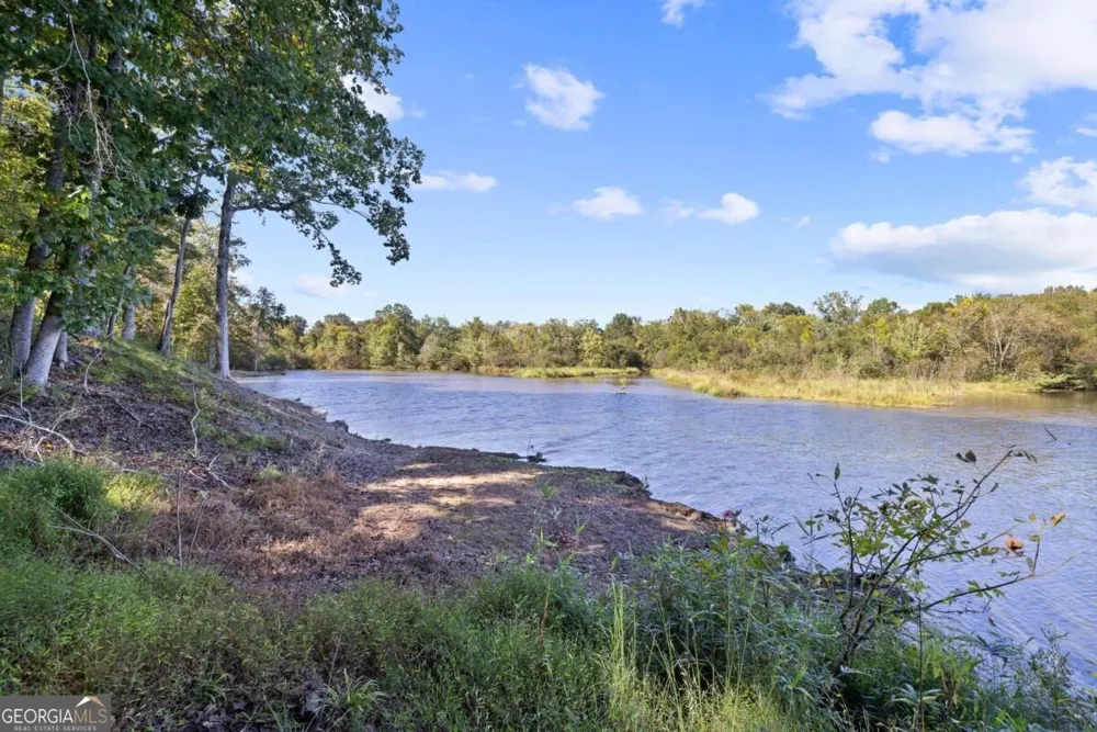 161 Hoot Owl LN Eatonton, GA 31024