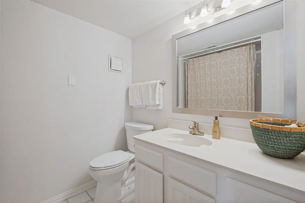 7640 W Greenway Boulevard #8K Dallas, TX 75209