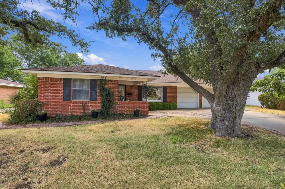 7037 Treehaven Road Fort Worth, TX 76116