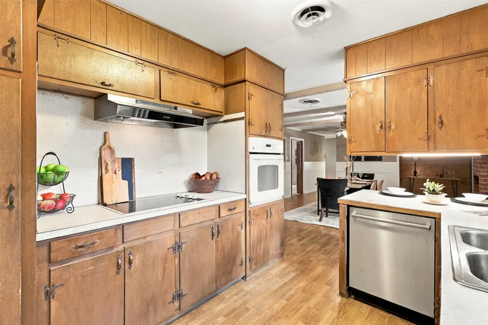 7037 Treehaven Road Fort Worth, TX 76116