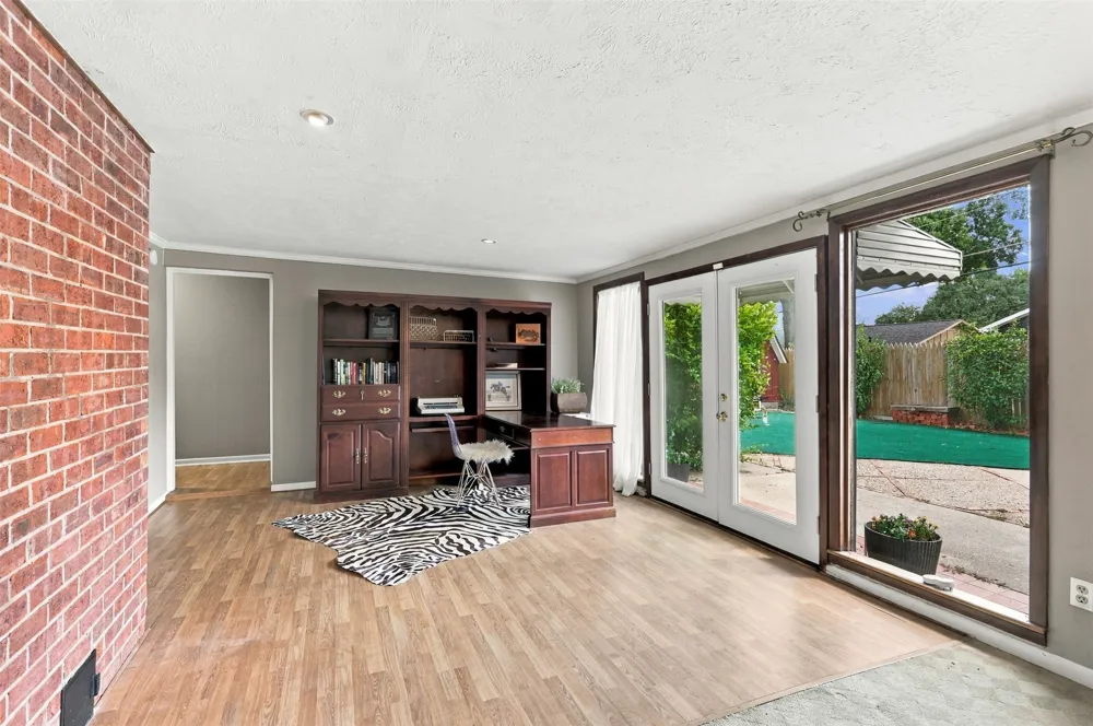 7037 Treehaven Road Fort Worth, TX 76116