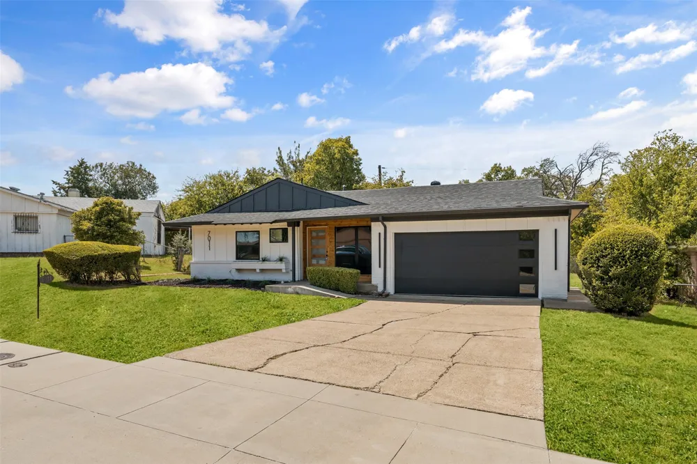 7011 Sweet Sue Lane Dallas, TX 75241