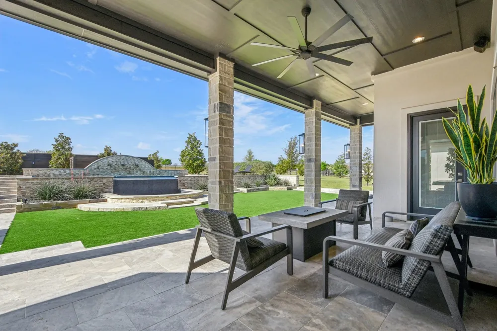 173 Via Lago Belton, TX 76513