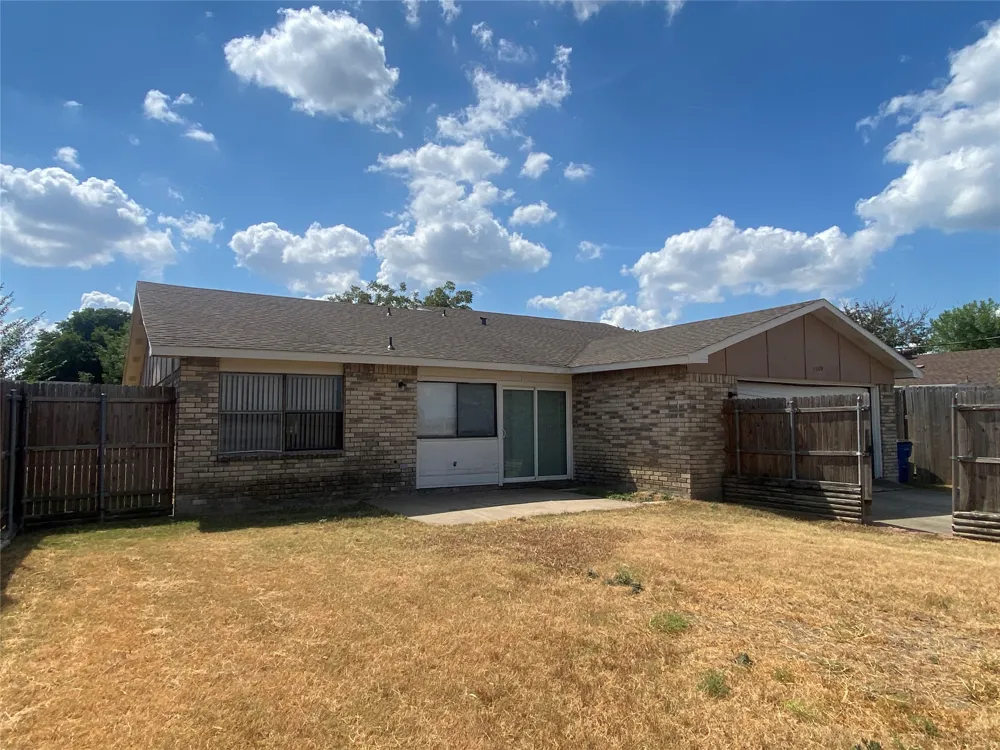 7309 Oakstone Drive Dallas, TX 75249