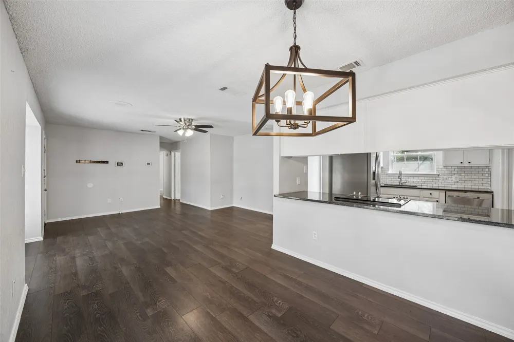 3804 Indian Wells Drive Arlington, TX 76017