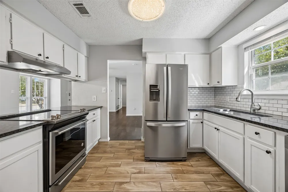 3804 Indian Wells Drive Arlington, TX 76017