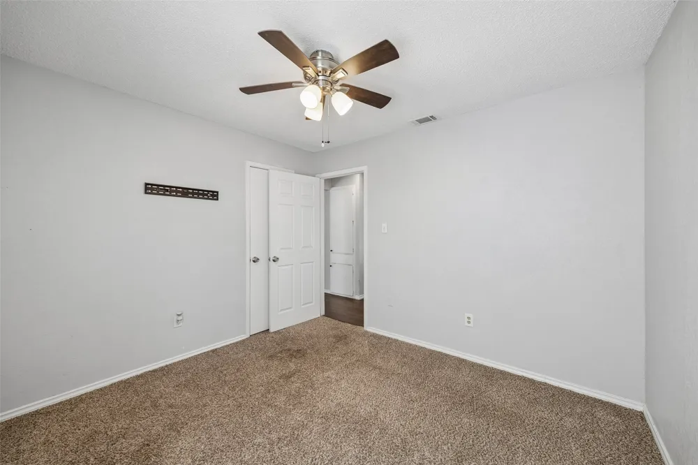 3804 Indian Wells Drive Arlington, TX 76017