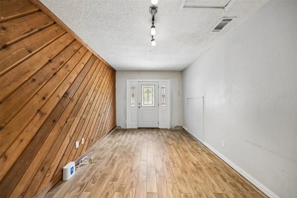 3804 Indian Wells Drive Arlington, TX 76017