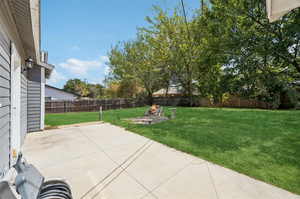 3804 Indian Wells Drive Arlington, TX 76017