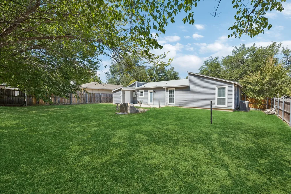 3804 Indian Wells Drive Arlington, TX 76017