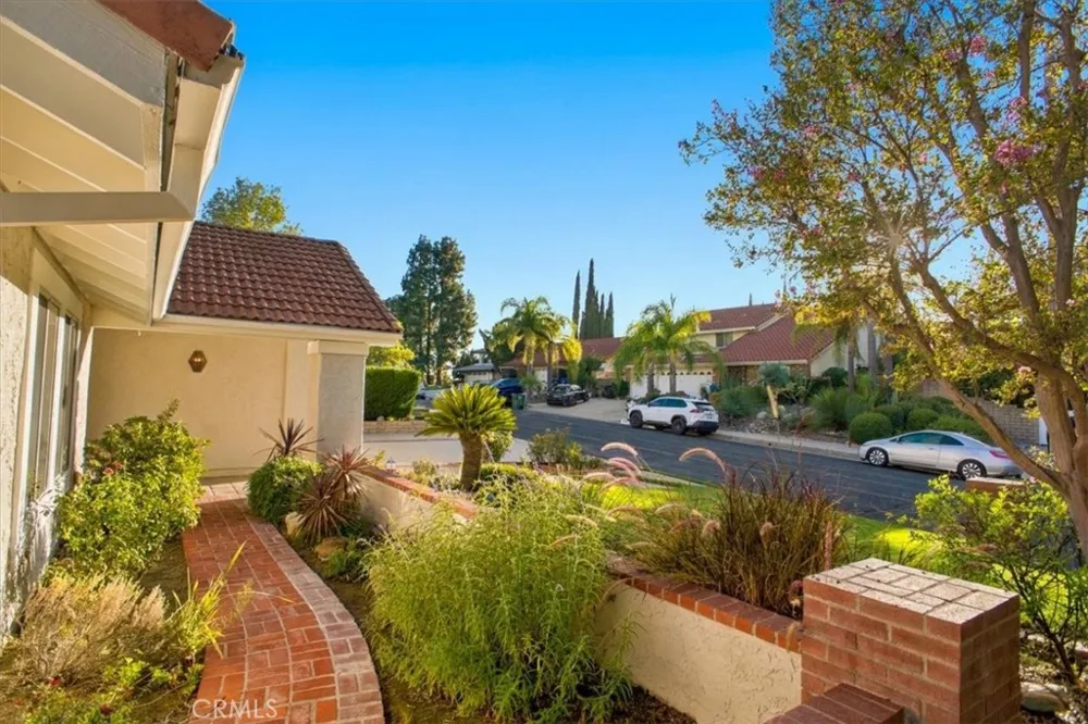 19110 Pala Mesa Place Porter Ranch, CA 91326