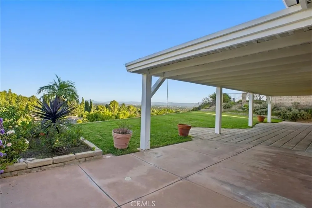 19110 Pala Mesa Place Porter Ranch, CA 91326