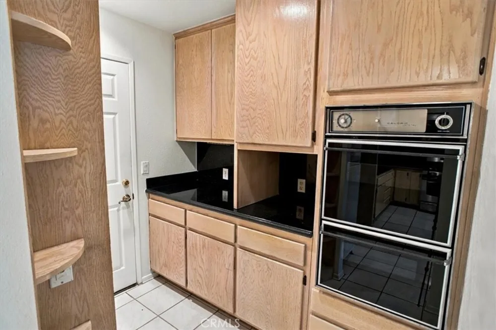 19110 Pala Mesa Place Porter Ranch, CA 91326