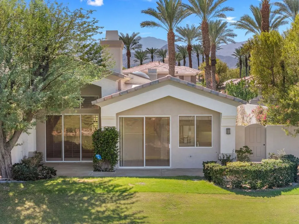 542 Red Arrow Trail Palm Desert, CA 92211