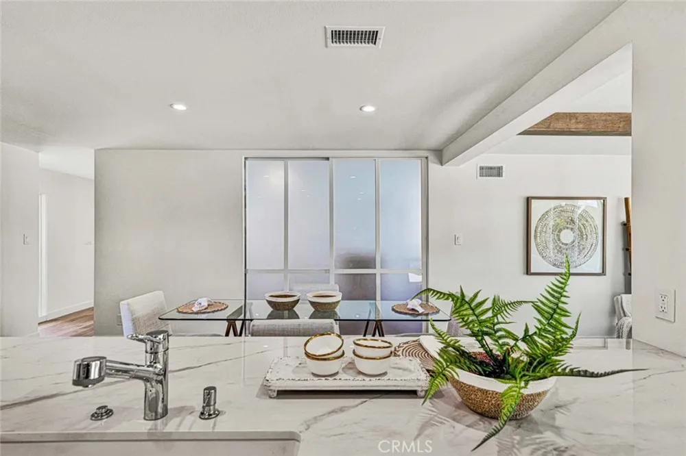 13232 Sandhurst Place Santa Ana, CA 92705