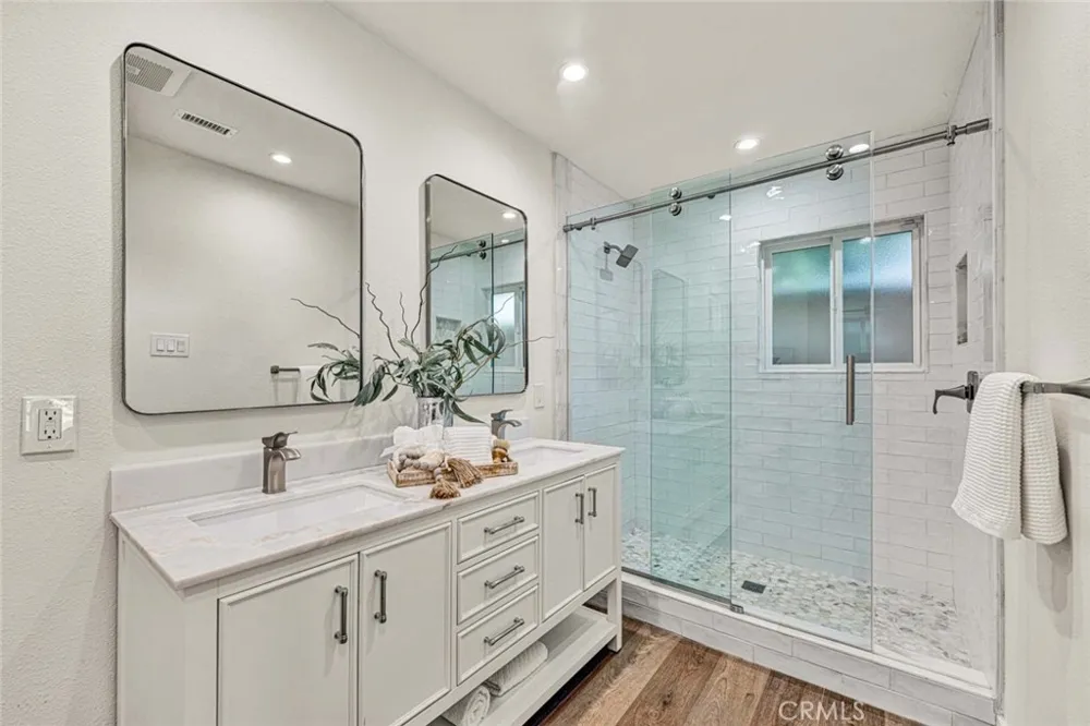 13232 Sandhurst Place Santa Ana, CA 92705