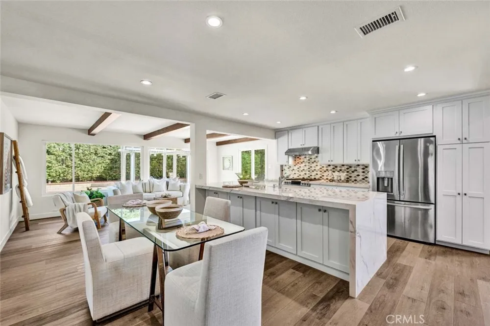 13232 Sandhurst Place Santa Ana, CA 92705