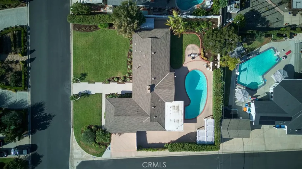 13232 Sandhurst Place Santa Ana, CA 92705