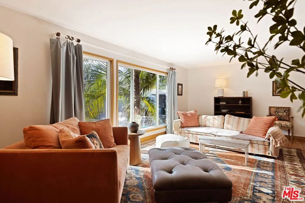 4252 Fair Avenue #10 Los Angeles, CA 91602