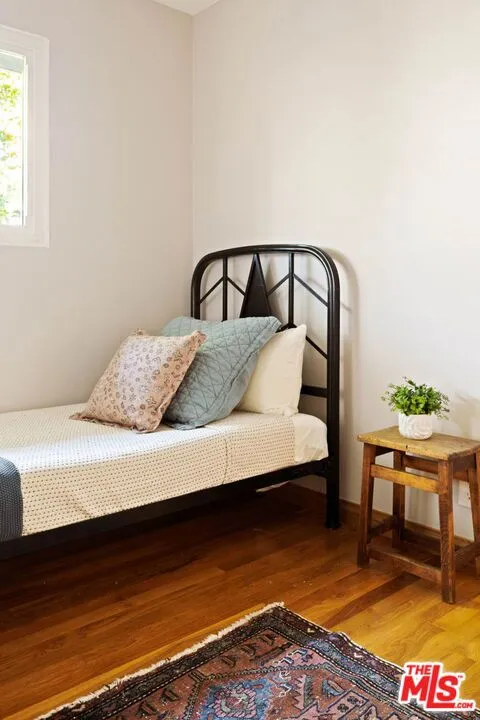 4252 Fair Avenue #10 Los Angeles, CA 91602