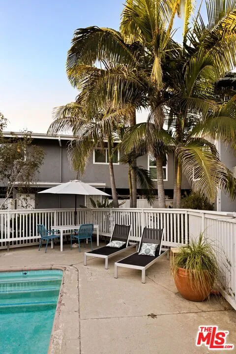4252 Fair Avenue #10 Los Angeles, CA 91602