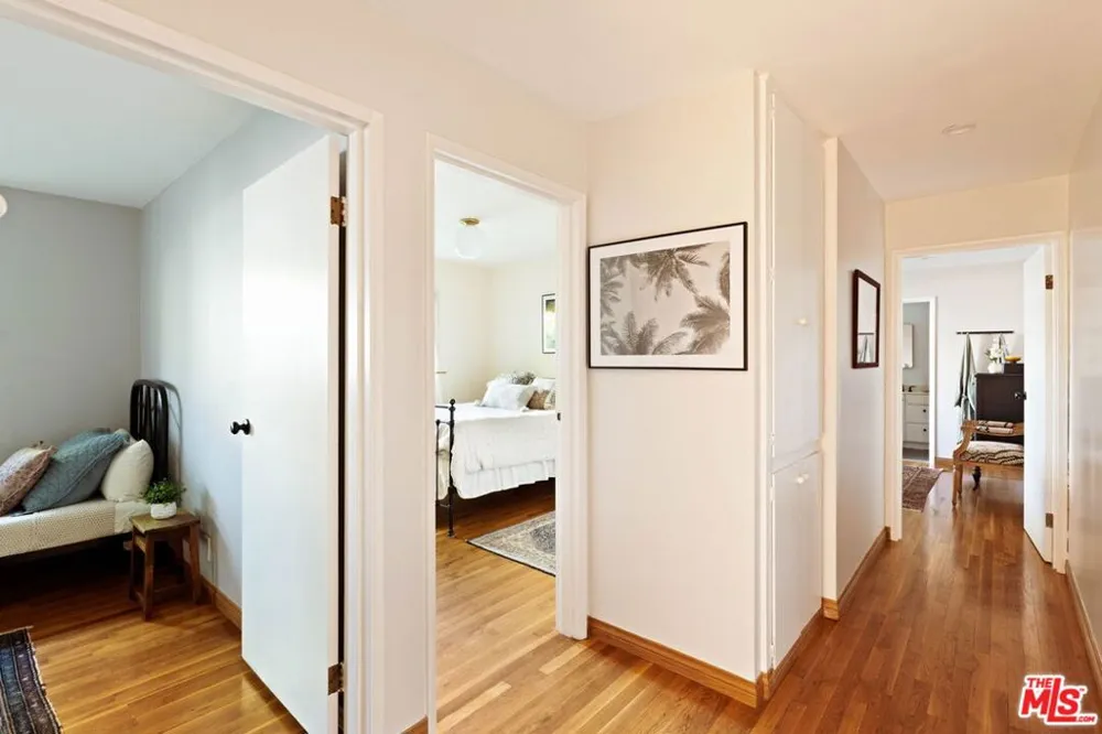 4252 Fair Avenue #10 Los Angeles, CA 91602