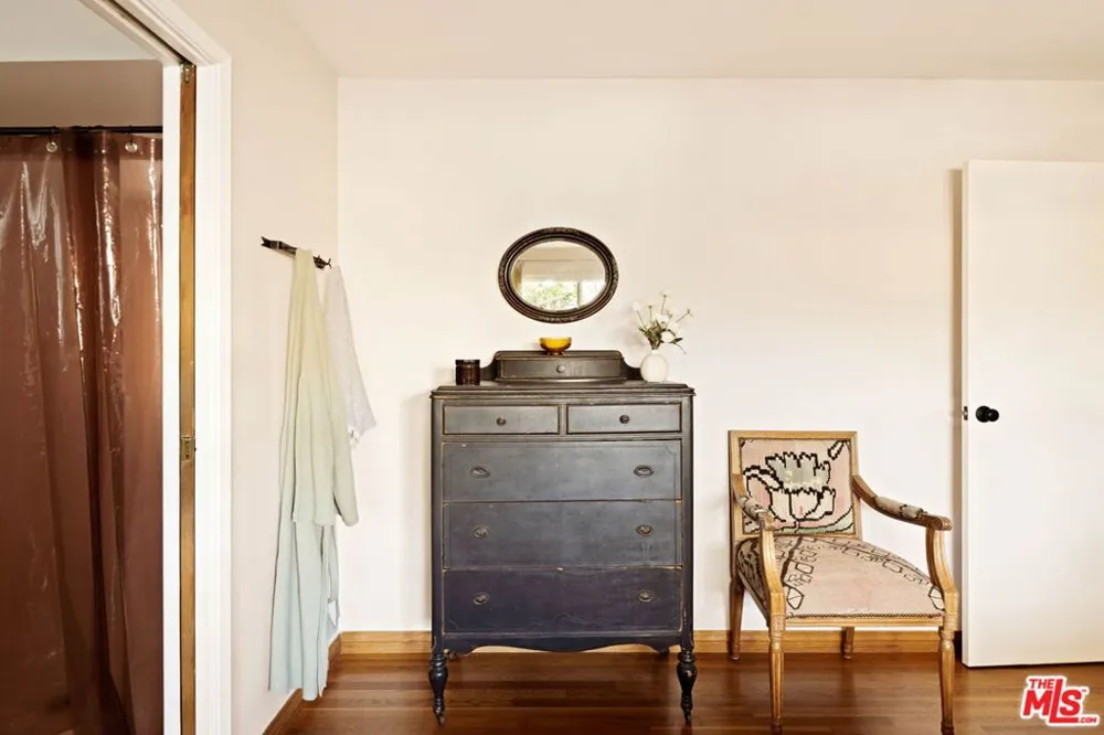 4252 Fair Avenue #10 Los Angeles, CA 91602