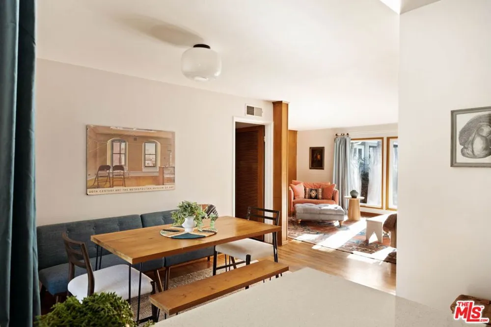 4252 Fair Avenue #10 Los Angeles, CA 91602