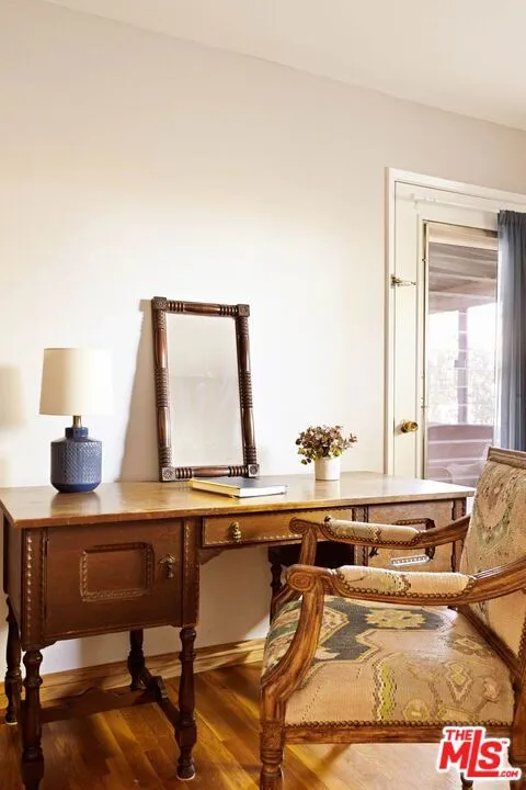 4252 Fair Avenue #10 Los Angeles, CA 91602
